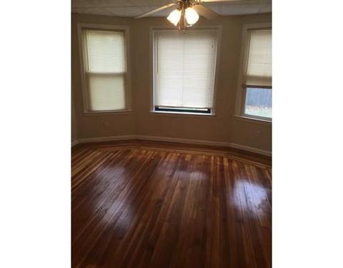 25 Williams St, Chicopee, MA 01020 photo 15