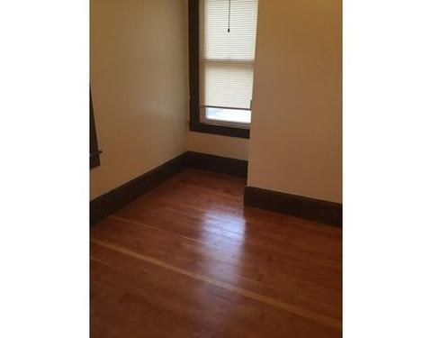 25 Williams St, Chicopee, MA 01020 photo 17