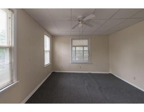 25 Williams St, Chicopee, MA 01020 photo 8