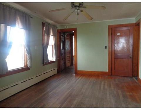 13 Monroe St, Ware, MA 01082 photo 8