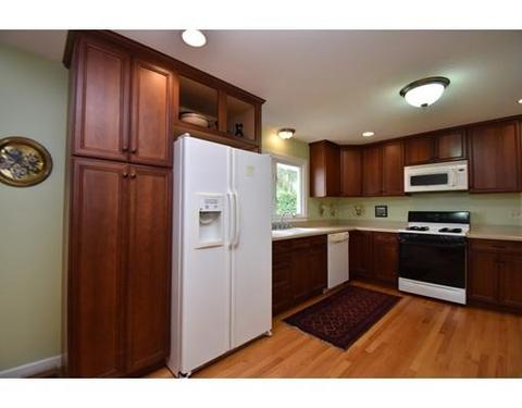 4 Gross Ln, Easthampton, MA 01027 photo 18