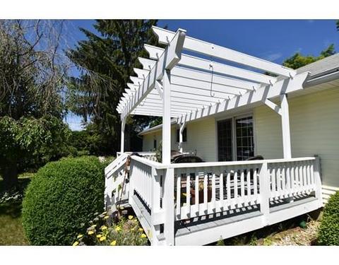 4 Gross Ln, Easthampton, MA 01027 photo 8