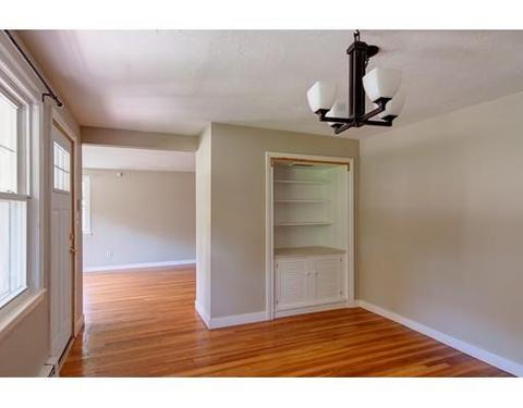 16 Wheeler Ave, Worcester, MA 01609 photo 6