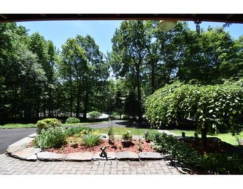 371 Main Rd, Westhampton, MA 01027 photo 5