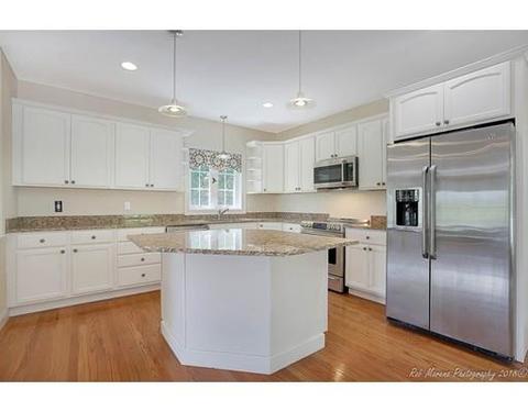 21 Dexter Dr, Rowley, MA 01969 photo 3