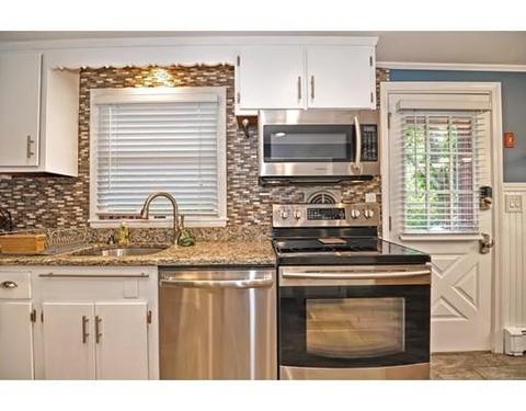 73 Causeway Rd, Reading, MA 01867 photo 3