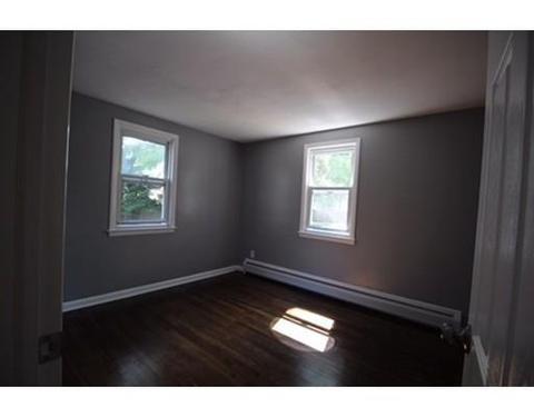 105 Cherokee Dr, Springfield, MA 01109 photo 18