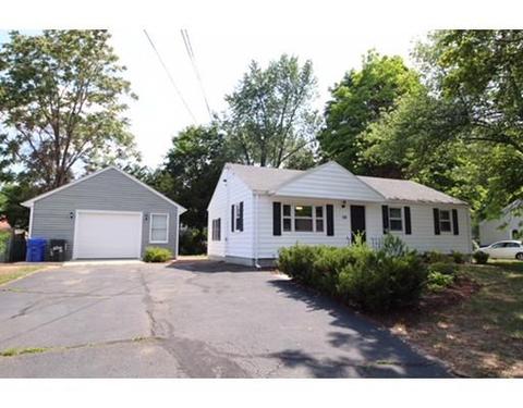 105 Cherokee Dr, Springfield, MA 01109 photo 2