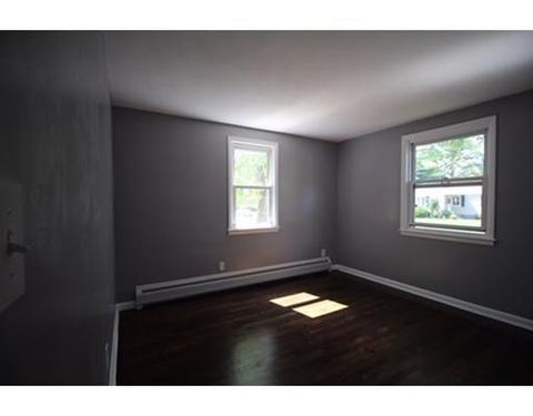 105 Cherokee Dr, Springfield, MA 01109 photo 17