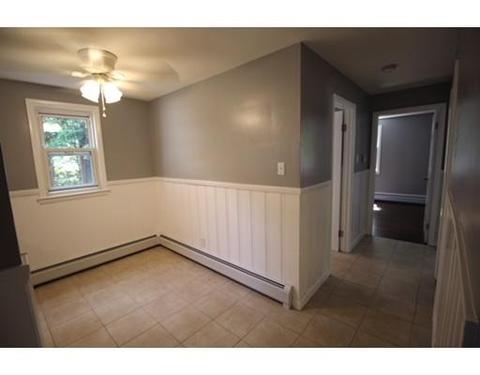 105 Cherokee Dr, Springfield, MA 01109 photo 10