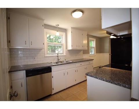 105 Cherokee Dr, Springfield, MA 01109 photo 7