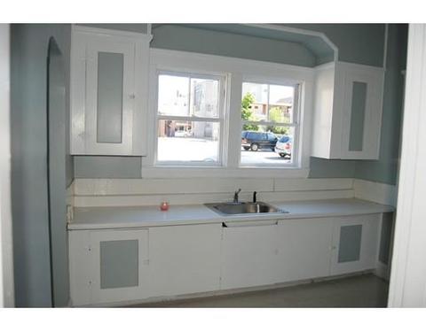 42 Claflin St, Fall River, MA 02723 photo 10