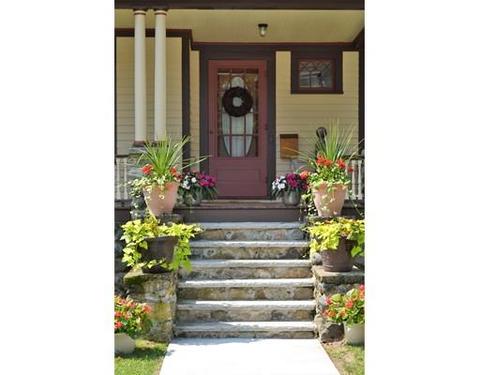 60 Spring St, Wakefield, MA 01880 photo 2