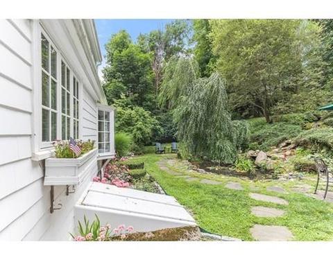 156 Lincoln St, Hingham, MA 02043 photo 22