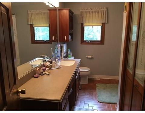 286 E State St, Granby, MA 01033 photo 10
