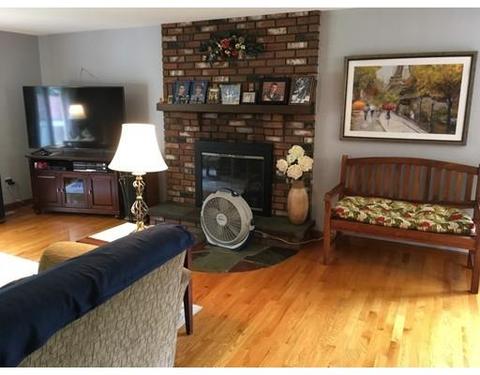 286 E State St, Granby, MA 01033 photo 5