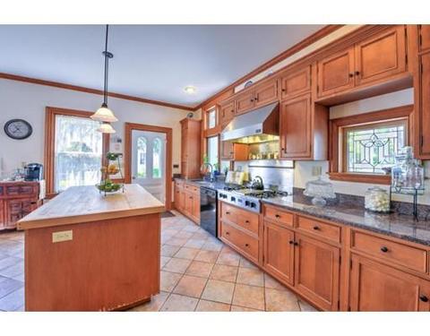 508 Main St, Barnstable, MA 02632 photo 7
