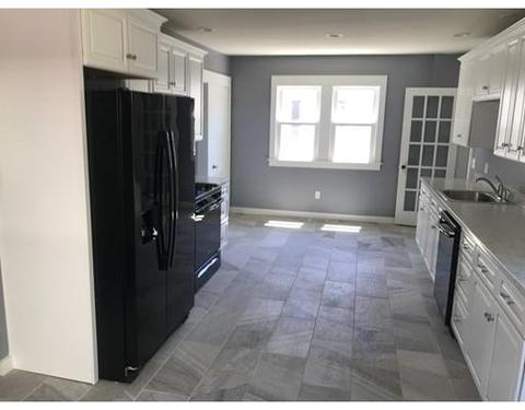 114 Corona St, Springfield, MA 01104 photo 12