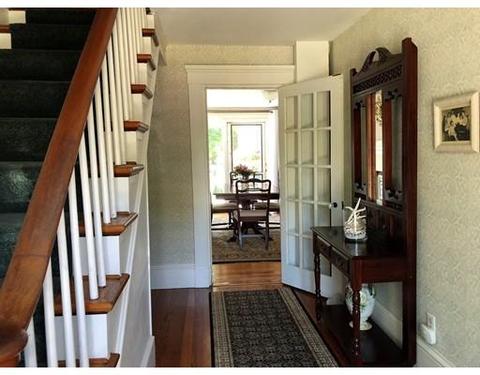 9 Friendly St, Fairhaven, MA 02719 photo 3