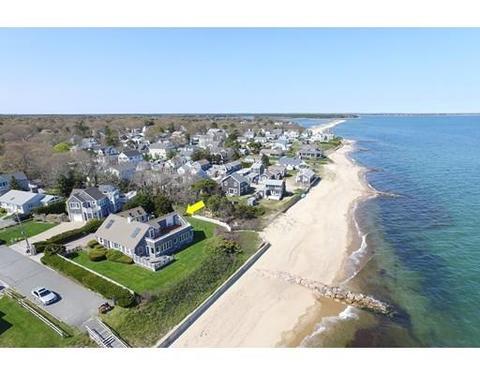 28 Jeep Pl, Mashpee, MA 02649 photo 2
