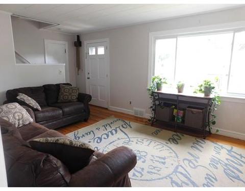 165 Mccarthy Ave, Chicopee, MA 01020 photo 3