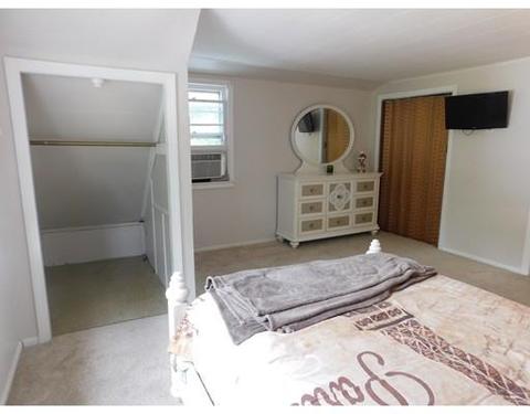 165 Mccarthy Ave, Chicopee, MA 01020 photo 21