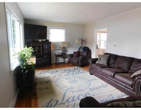 165 Mccarthy Ave, Chicopee, MA 01020 photo 4