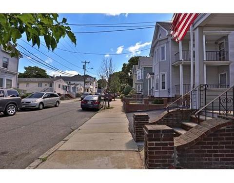 24 Parlin St, Everett, MA 02149 photo 4