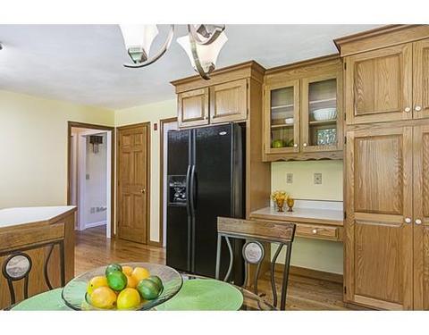 43 Enos Cir, Reading, MA 01867 photo 10
