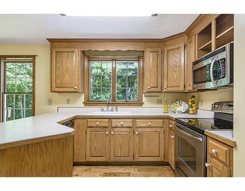 43 Enos Cir, Reading, MA 01867 photo 11