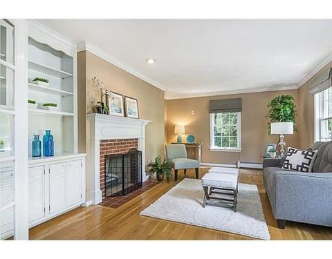 43 Enos Cir, Reading, MA 01867 photo 3