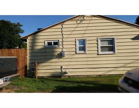 79 Treetop Ave, Springfield, MA 01118 photo 2