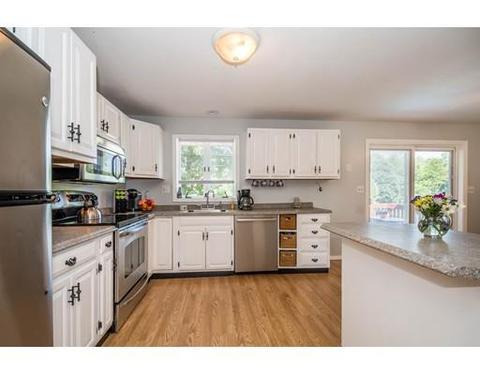 87 Stuart Ave, Dracut, MA 01826 photo 13