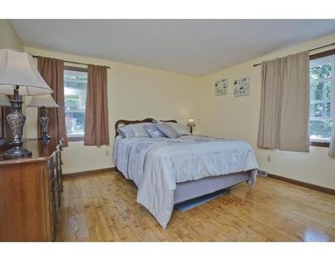 97 Calley St, Springfield, MA 01129 photo 24
