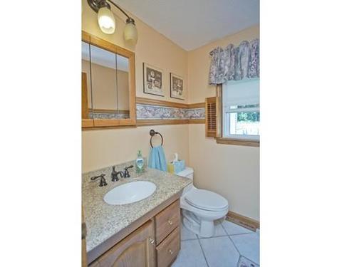 97 Calley St, Springfield, MA 01129 photo 15