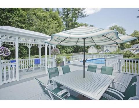 97 Calley St, Springfield, MA 01129 photo 4