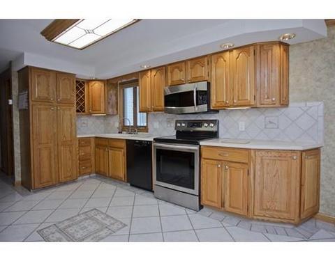 97 Calley St, Springfield, MA 01129 photo 8