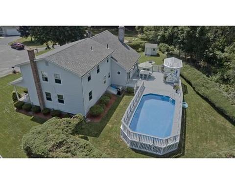 97 Calley St, Springfield, MA 01129 photo 3