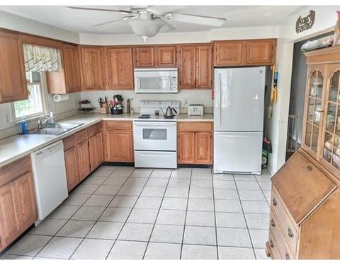 28 Minot Ave, Wareham, MA 02571 photo 5