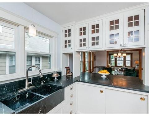 41 Gorham Ave #2, Brookline, MA 02445 photo 9