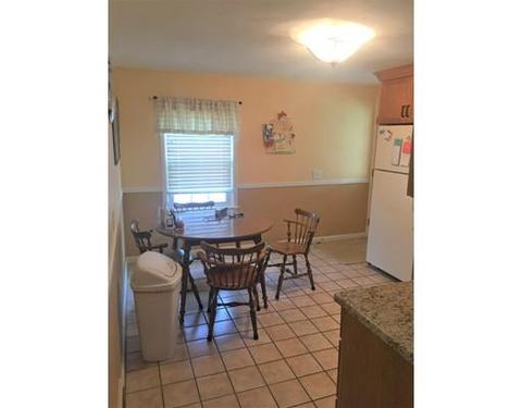 305 El Paso St, Springfield, MA 01104 photo 3
