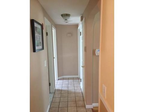 305 El Paso St, Springfield, MA 01104 photo 6
