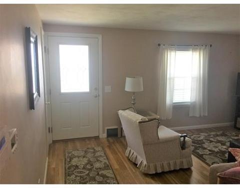 305 El Paso St, Springfield, MA 01104 photo 5