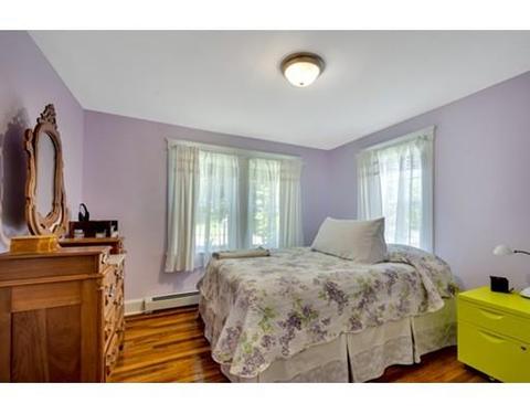 20 Willow St, Reading, MA 01867 photo 12