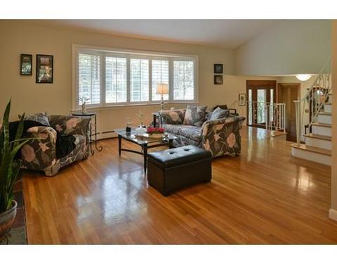 33 Parsons Dr, Swampscott, MA 01907 photo 3