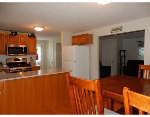 17 Upton St, Halifax, MA 02338 photo 10