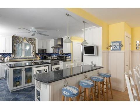 66 B St, Hull, MA 02045 photo 8