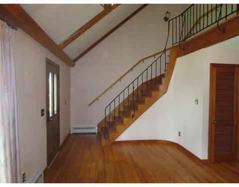 12 Gross Ln, Easthampton, MA 01027 photo 9