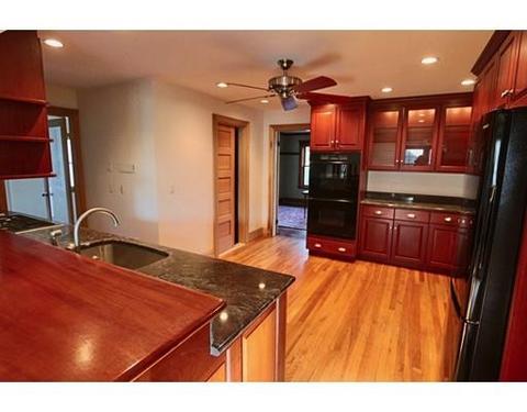 5 Curtis St, Marblehead, MA 01945 photo 4