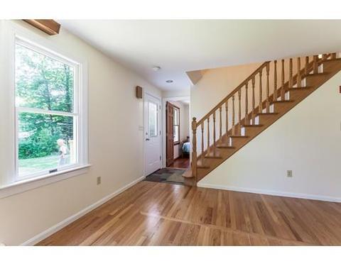 41 Fairfield St, Maynard, MA 01754 photo 3